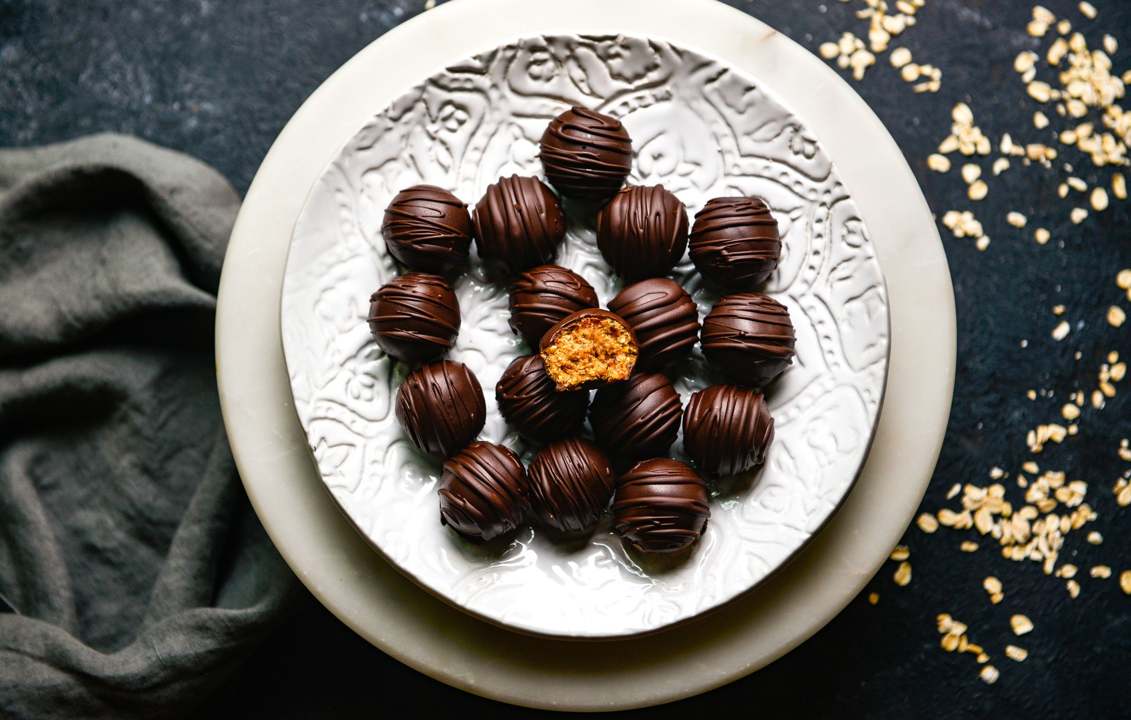 PEANUT BUTTER OAT TRUFFLES-2