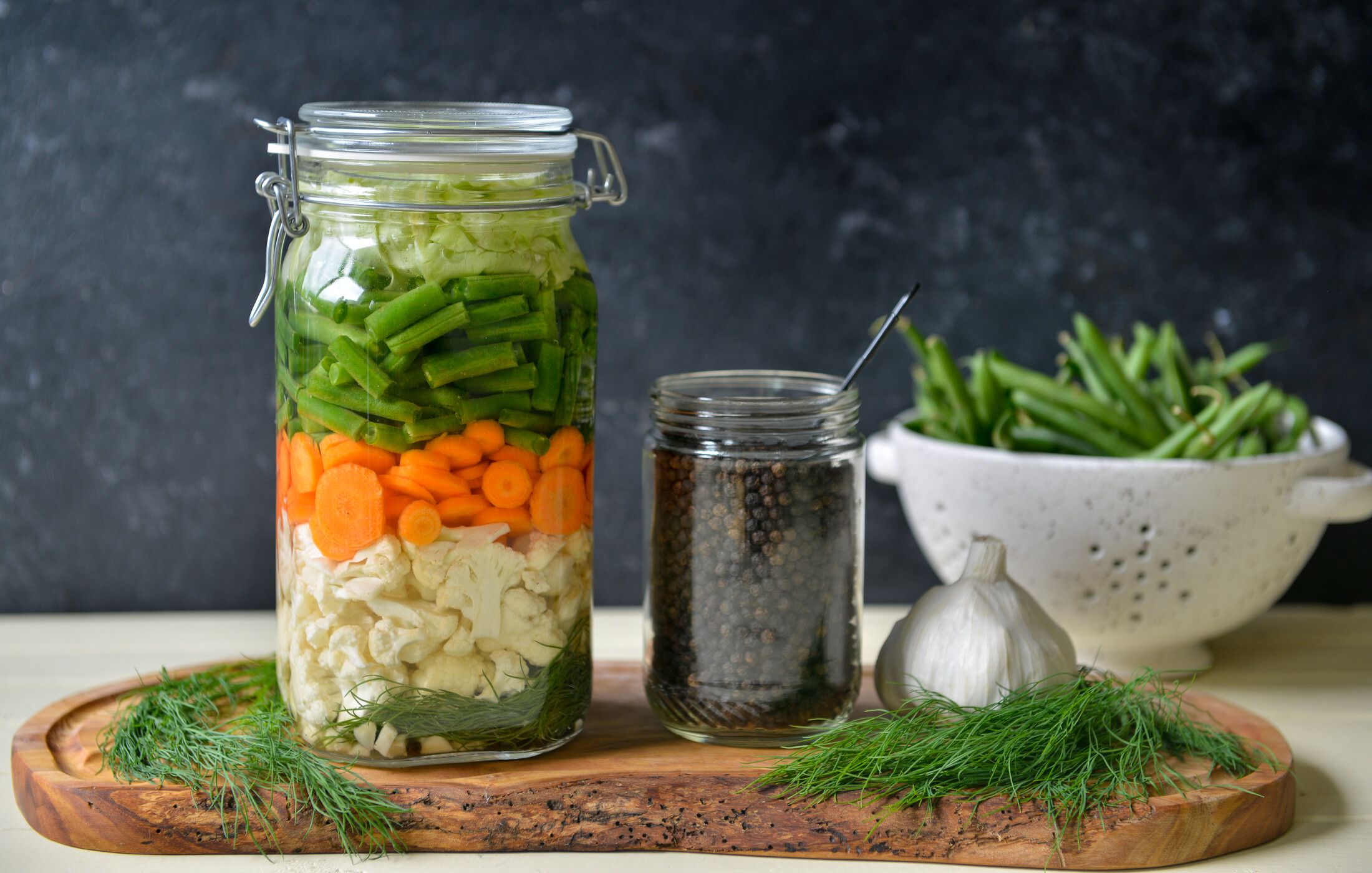 PICKLED CARROTS CAULIFLOWER GREEN BEANS-2