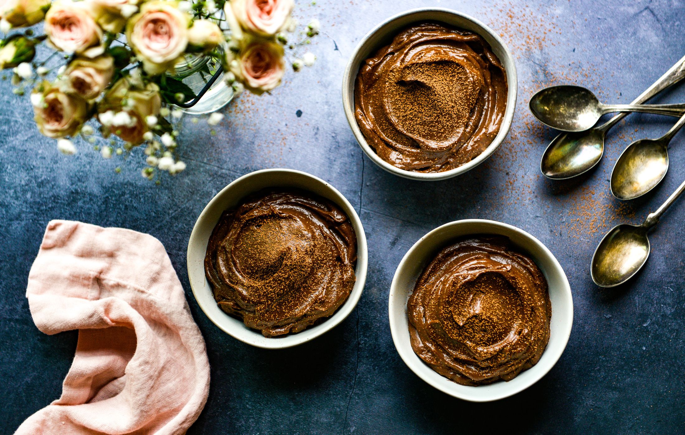 RAW CHOCOLATE AVOCADO PUDDING-2