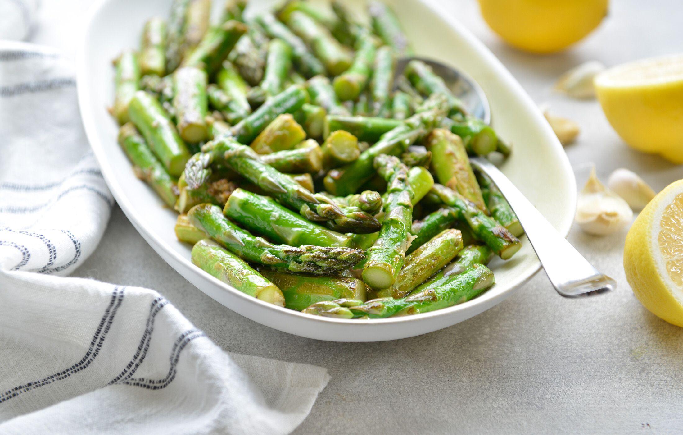 SAUTÉED ASPARAGUS WITH LEMON GARLIC-1