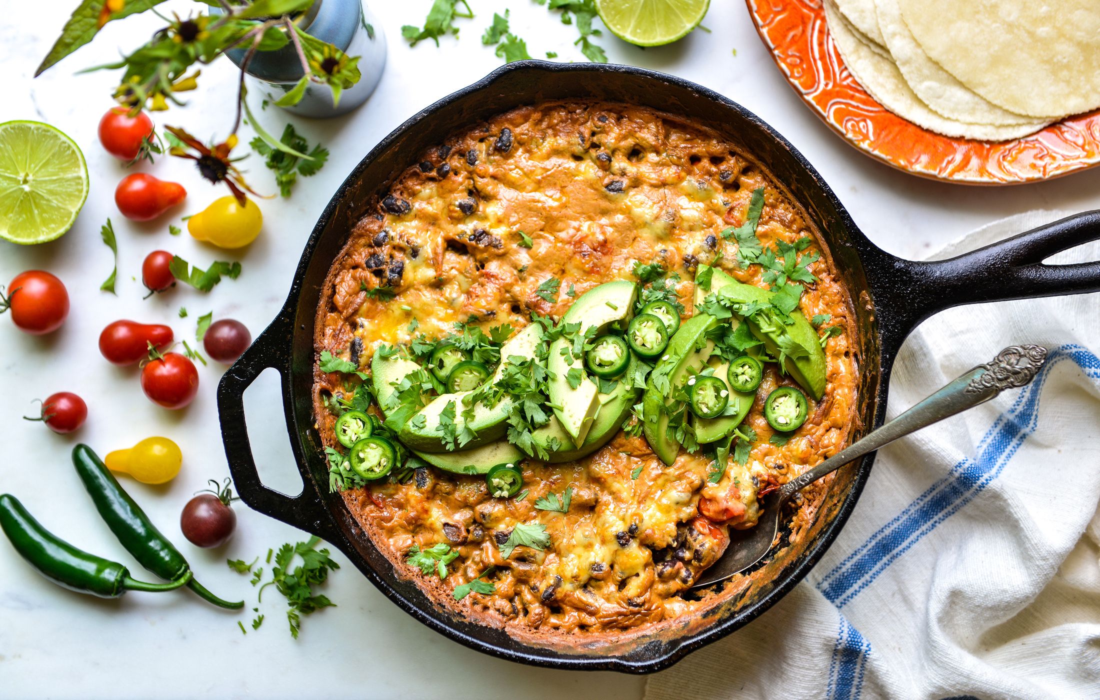 SKILLET BLACK BEANS WITH TOMATOES AND CHEESE-1