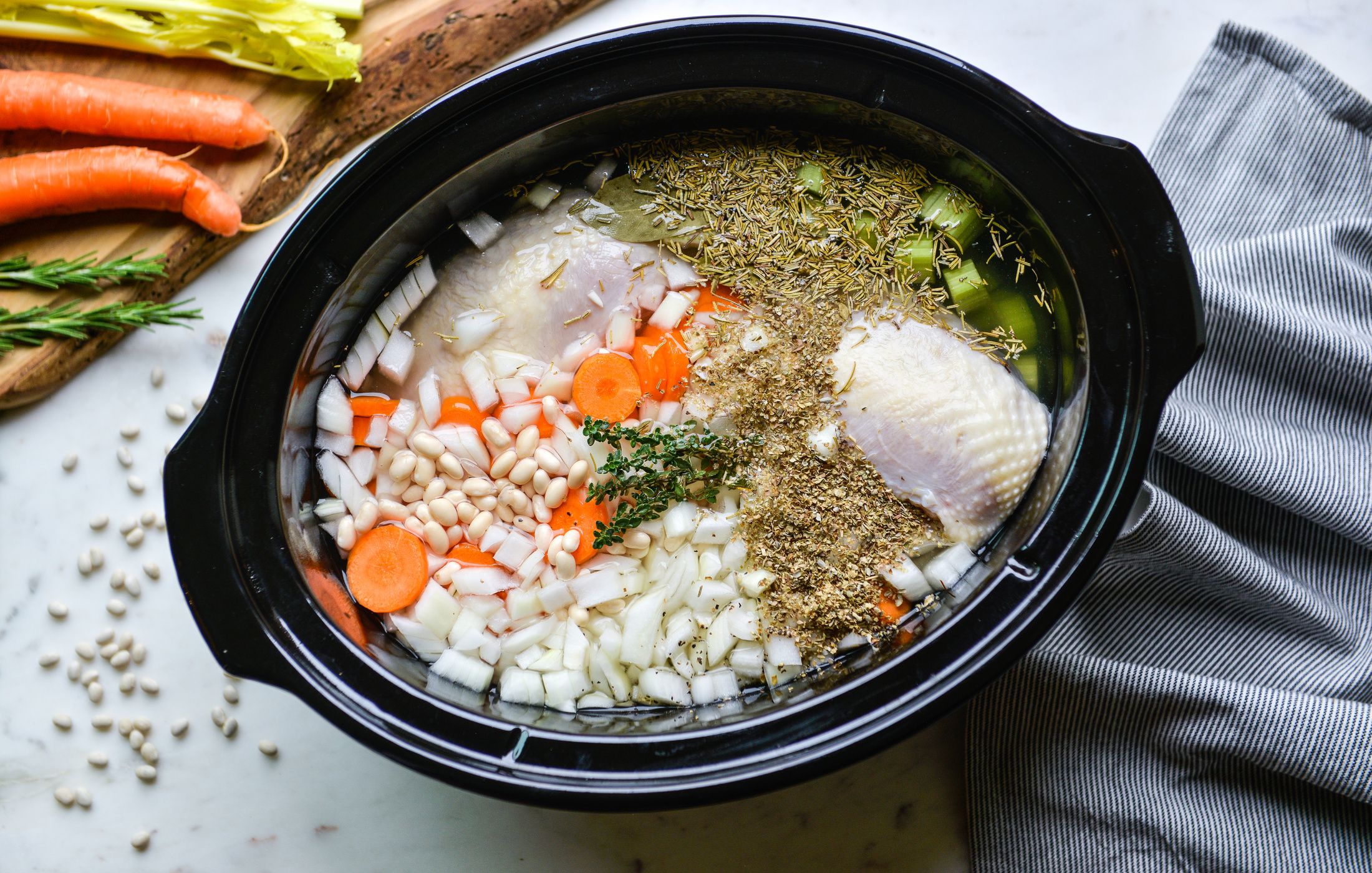 SLOW COOKER CHICKEN AND NAVY BEAN SOUP-2