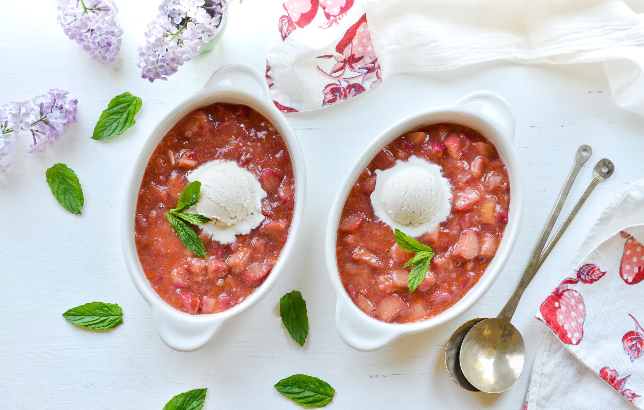 SPRING RHUBARB GINGER COMPOTE-2