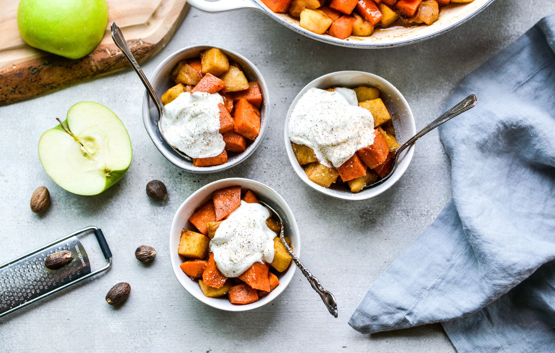 STEWED SWEET POTATOES AND APPLES-1