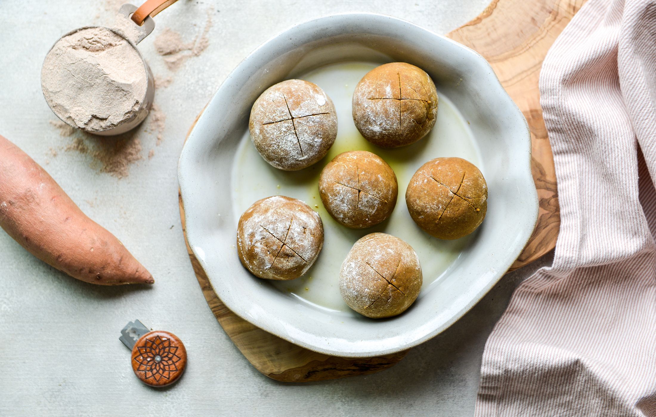 SWEET POTATO CINNAMON BUNS-1