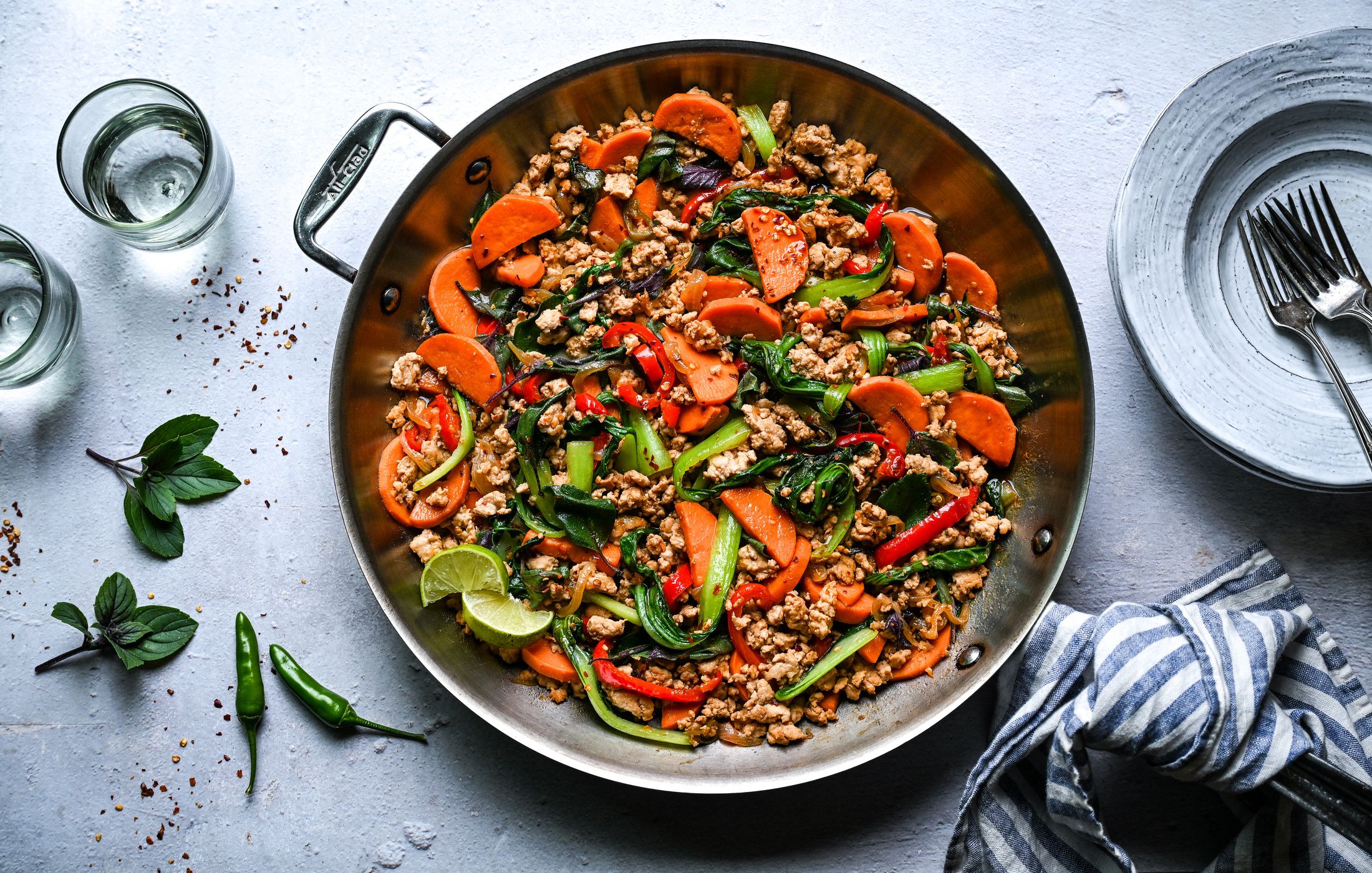 THAI BASIL TURKEY SWEET POTATO HIGH-PROTEIN SKILLET-1