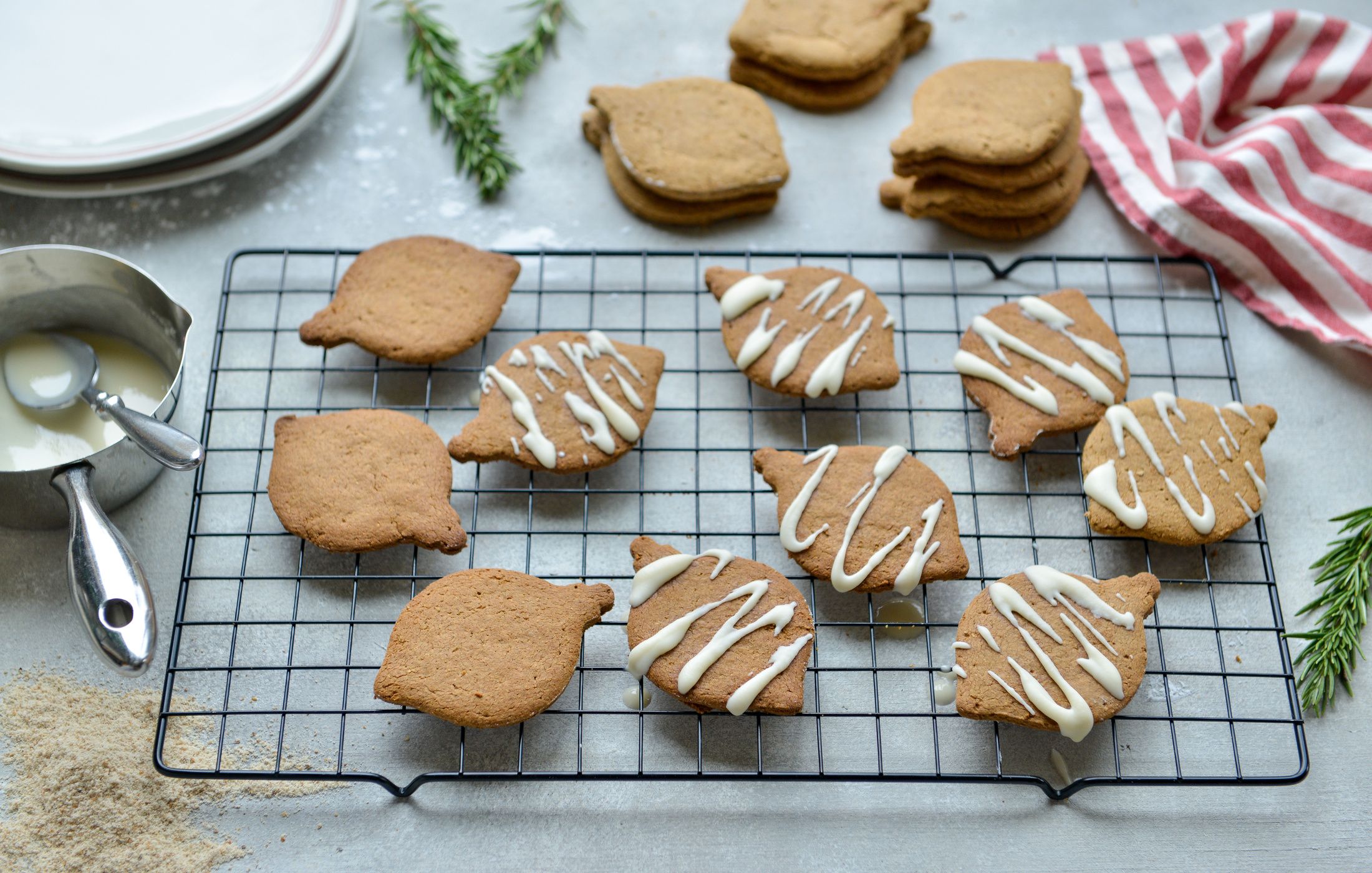 TIGERNUT FLOUR CUT-OUT COOKIES-3