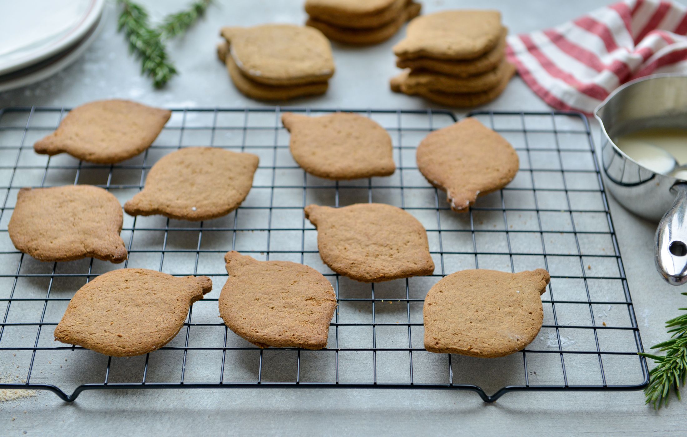 TIGERNUT FLOUR CUT-OUT COOKIES-4