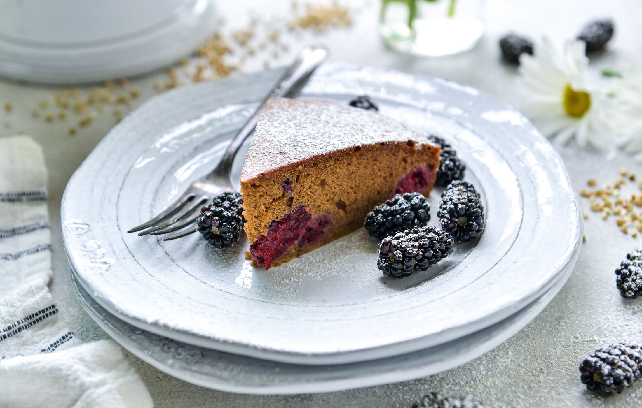 VEGAN BLACKBERRY BREAKFAST CAKE-1