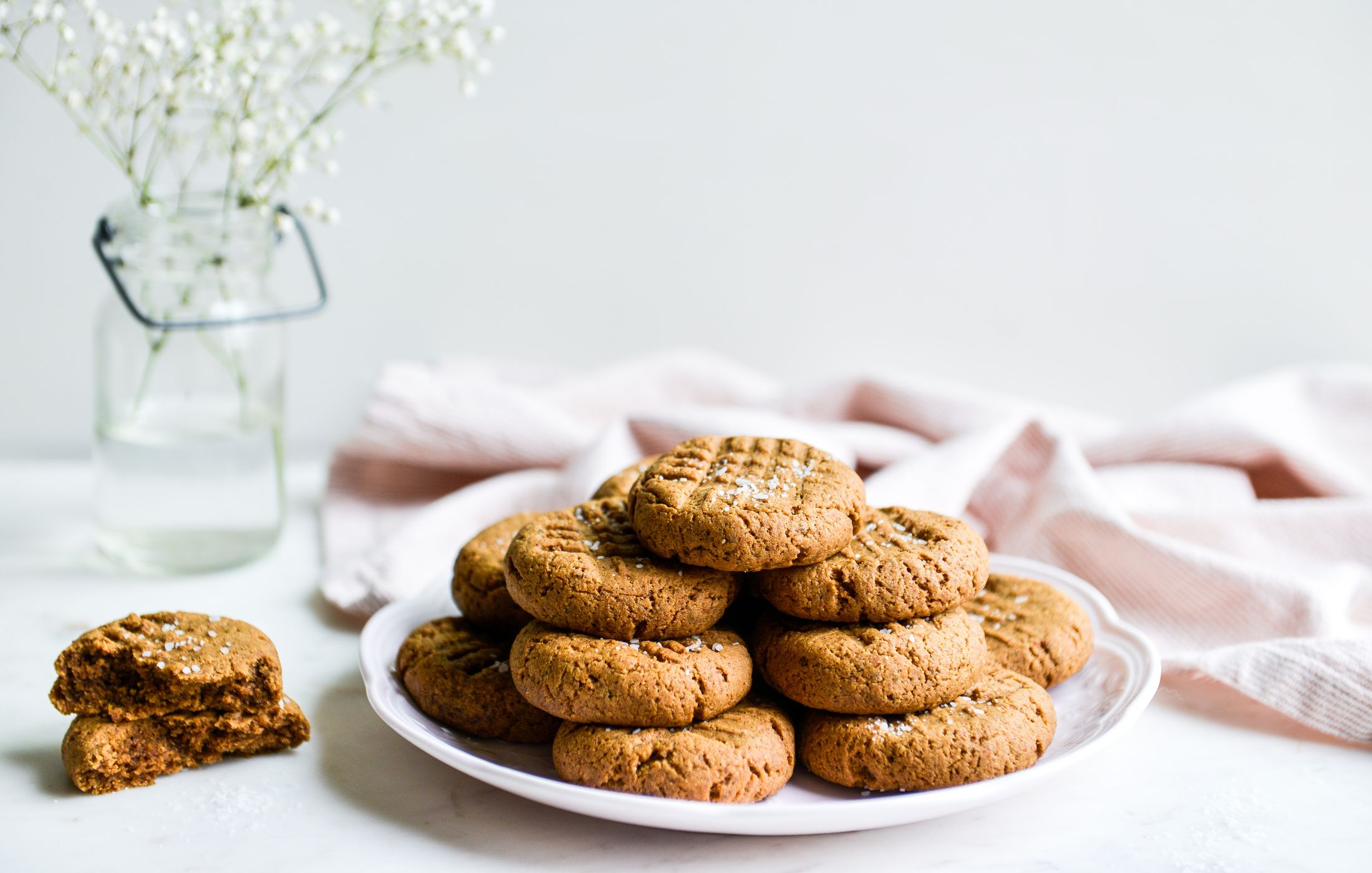 VEGAN GLUTEN-FREE ALMOND BUTTER COOKIES EGG-FREE-1