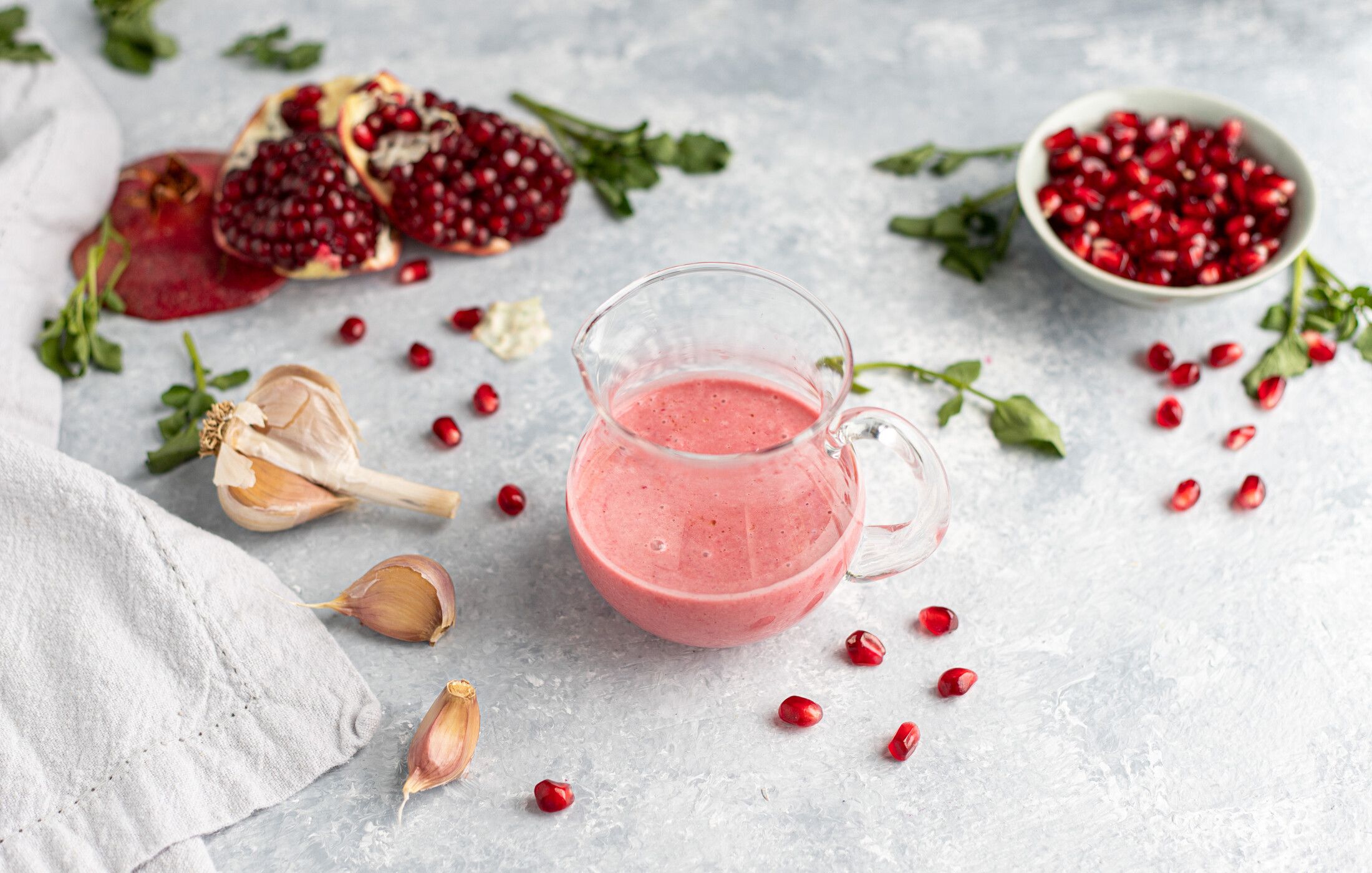 Low-Histamine Creamy Pomegranate Dressing