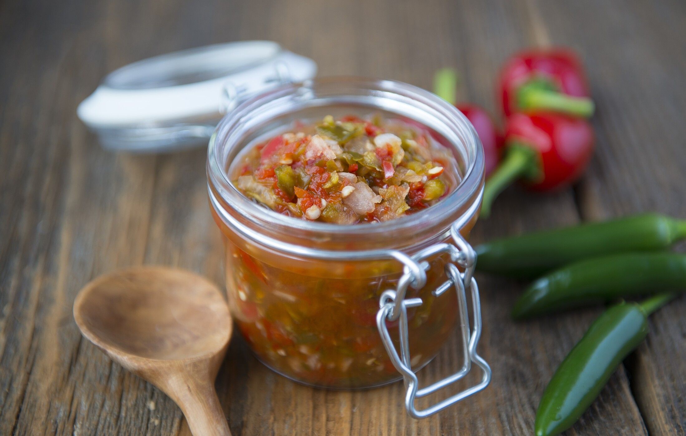 Live Hot Pepper Relish
