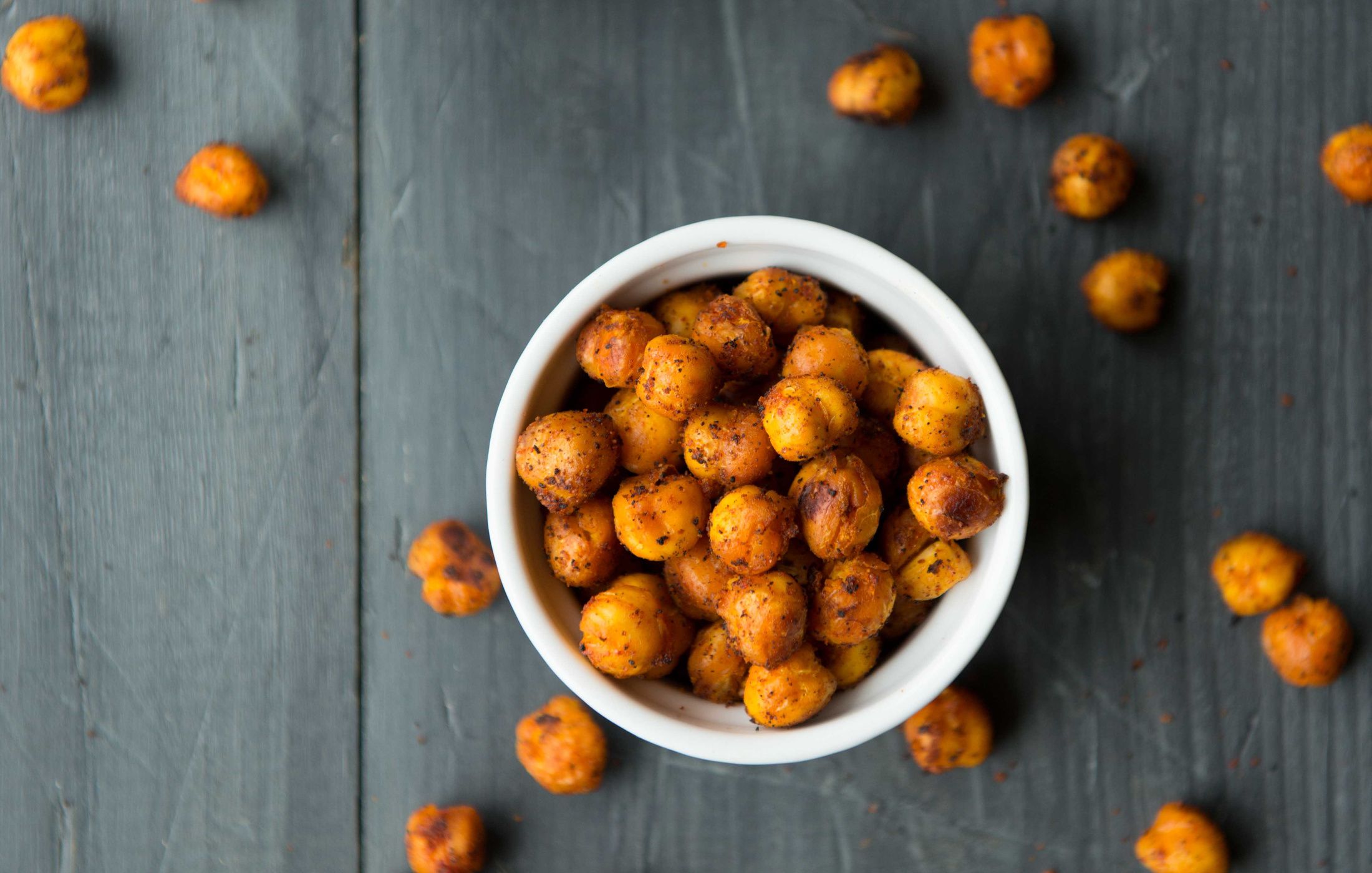 Smoked Paprika Roasted Chickpeas Vegan