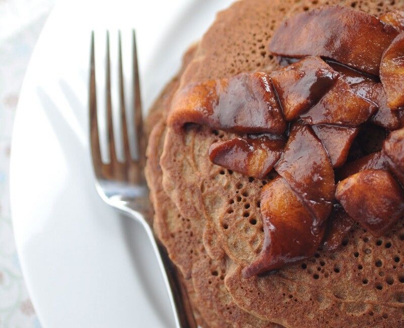 Gluten-Free Apple-Cinnamon Teff Pancakes