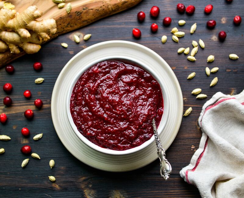 APPLE-CARDAMOM CRANBERRY SAUCE-1