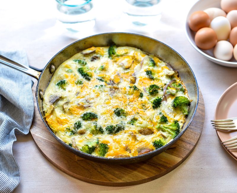 BROCCOLI-MUSHROOM-CHEDDAR OVEN OMELETTE-5