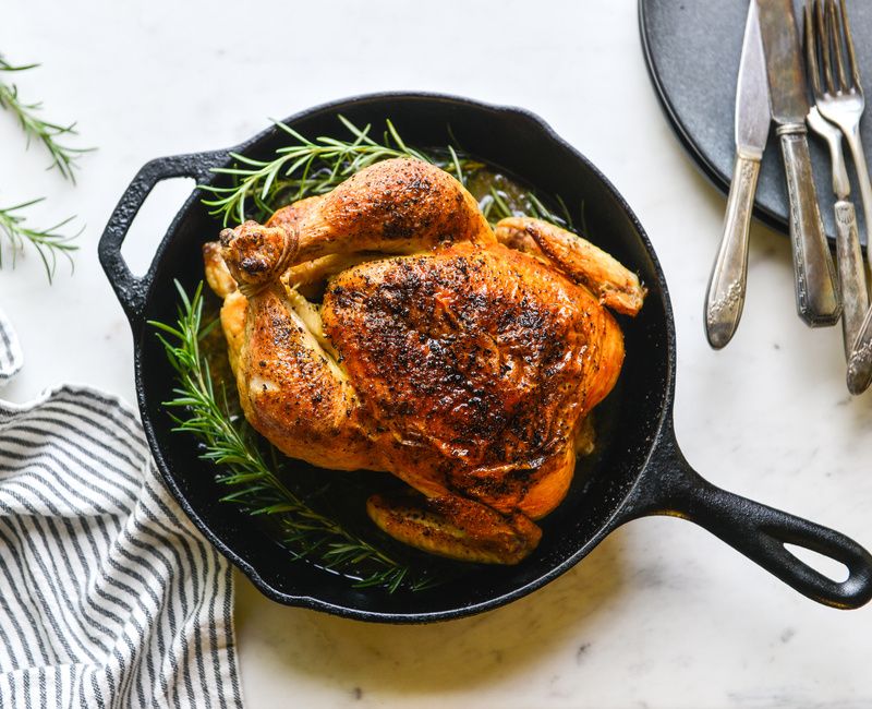 CAST IRON WHOLE ROASTED CHICKEN-1