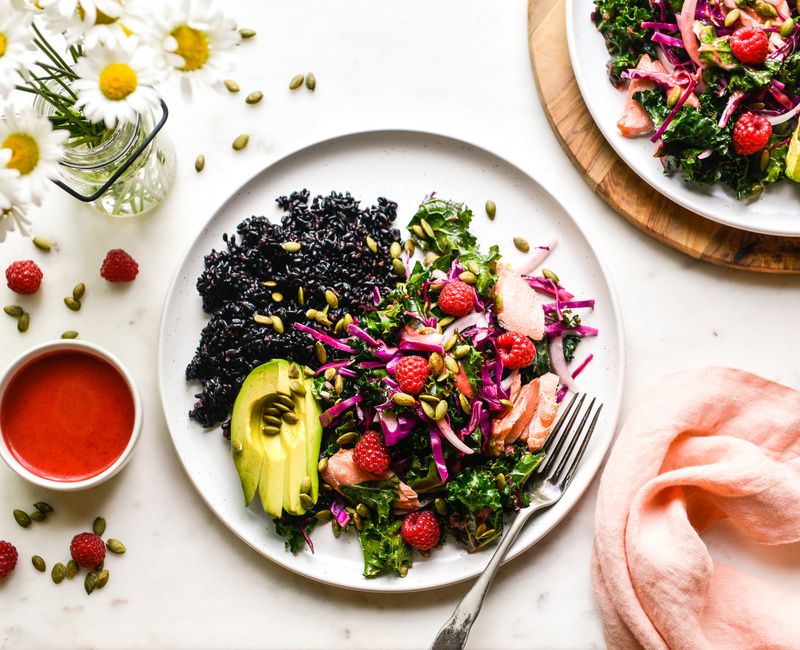 DETOX SALMON RASPBERRY SALAD WITH BLACK RICE MEAL-1