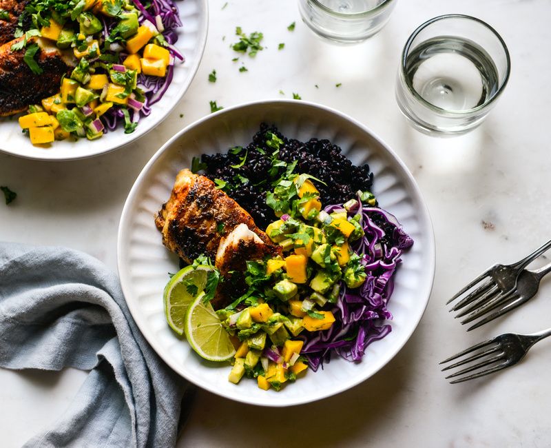 FISH TACO BOWLS WITH MANGO-AVOCADO SALSA-BLACK RICE-1