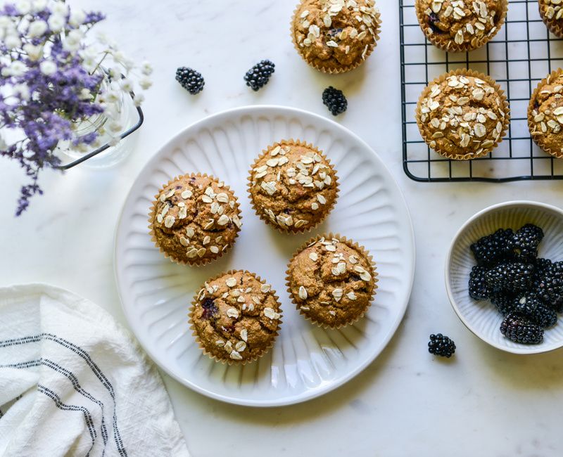 GLUTEN-FREE BLACKBERRY-OAT MUFFINS-1