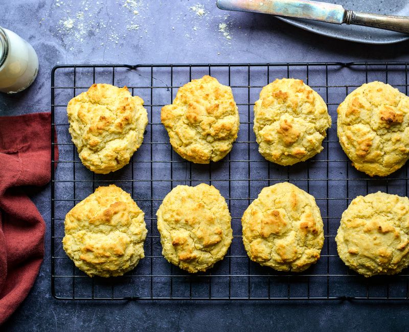 GLUTEN-FREE CORNMEAL BUTTERMILK BISCUITS EGG-FREE-1