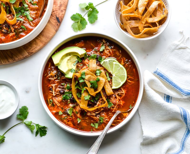 GLUTEN-FREE DAIRY-FREE CHICKEN TORTILLA SOUP INSTANT POT-1