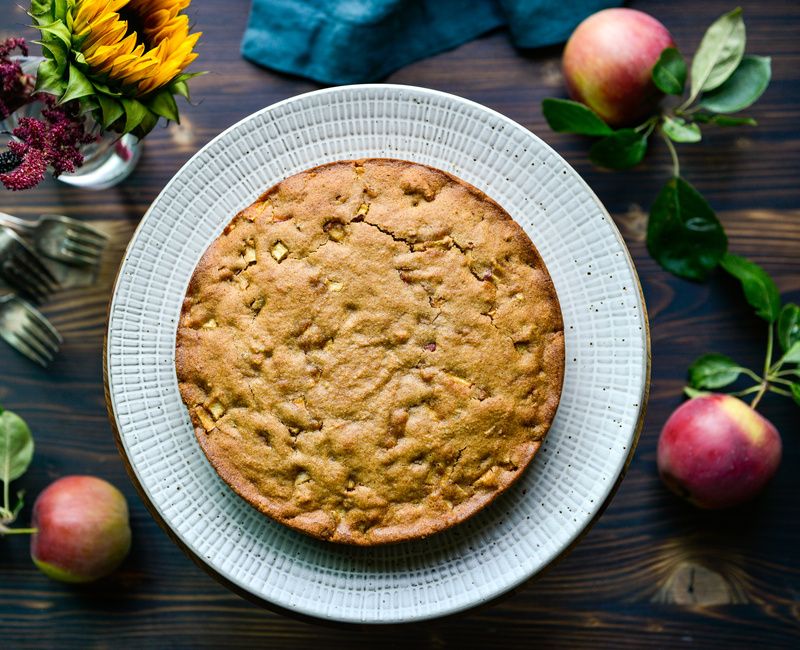 GRAIN-FREE DAIRY-FREE APPLE-WALNUT CAKE-2