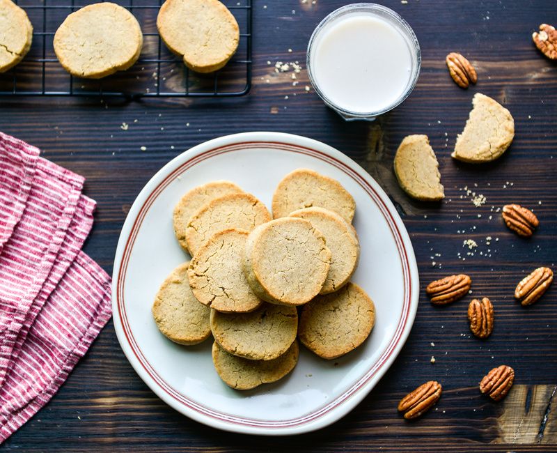 GRAIN-FREE PECAN SHORTBREAD COOKIES EGG-FREE-1