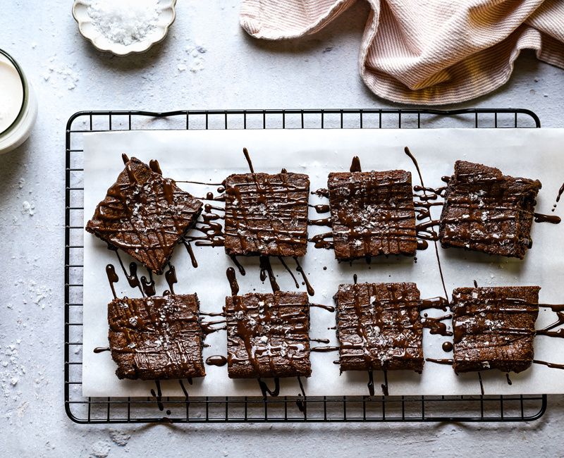 GRAIN-FREE TAHINI BROWNIES CANE SUGAR-FREE FLOUR-FREE-1