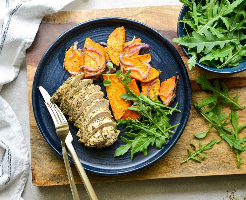 HERB BAKED CHICEN AND SWEET POTATOES-1