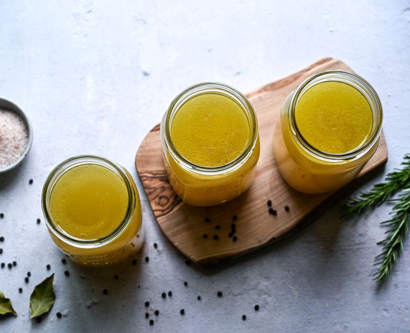 ORGANIC HOMEMADE CHICKEN BROTH-3