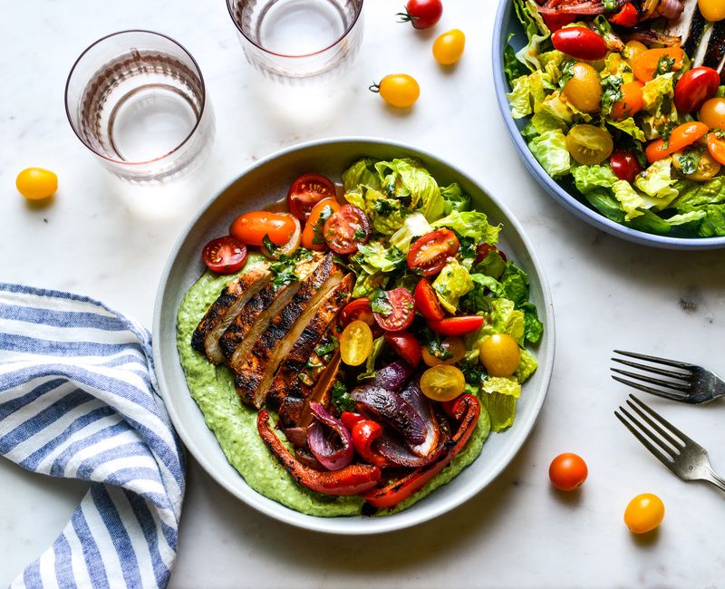 KETO CHIPOTLE-LIME GRILLED CHICKEN BOWLS WITH AVOCADO CREMA-1