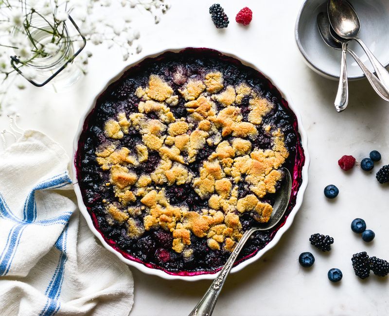 LOW-SUGAR BERRY CRUMBLE GRAIN-FREE PALEO-1
