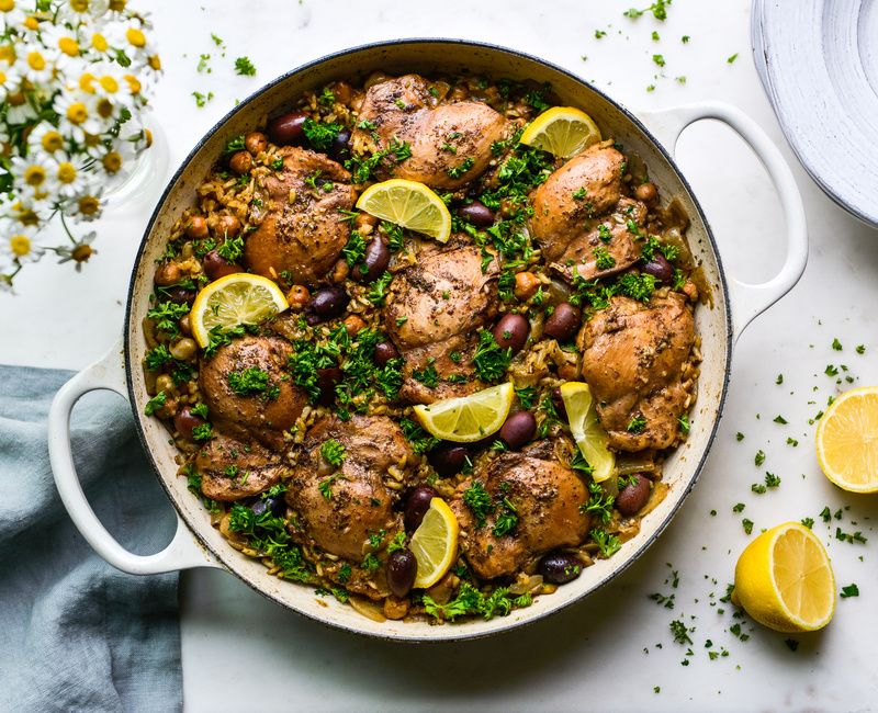 MEDITERRANEAN LEMON CHICKEN AND RICE ONE-POT MEAL-1