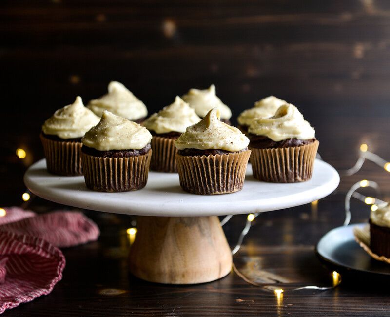 MOLASSES SPICE CUPCAKES-1