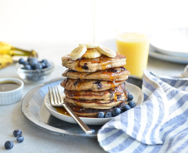 OATMEAL BANANA BLUEBERRY PANCAKES-2