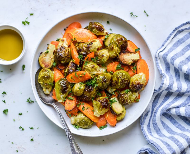 ORANGE-ROASTED BRUSSELS SPROUTS AND CARROTS-1