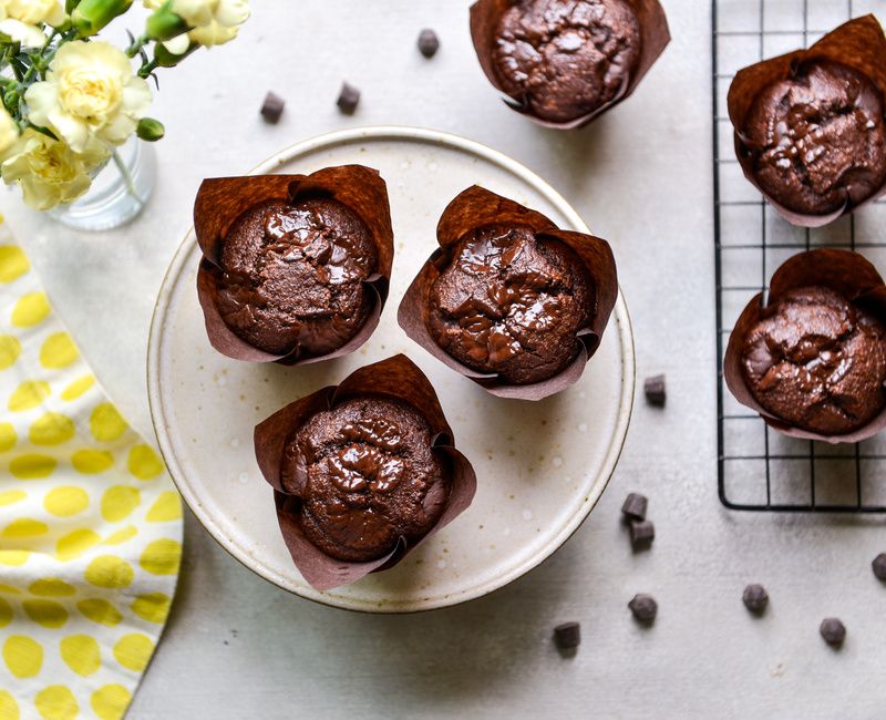 PALEO BANANA CHOCOLATE MUFFINS-1