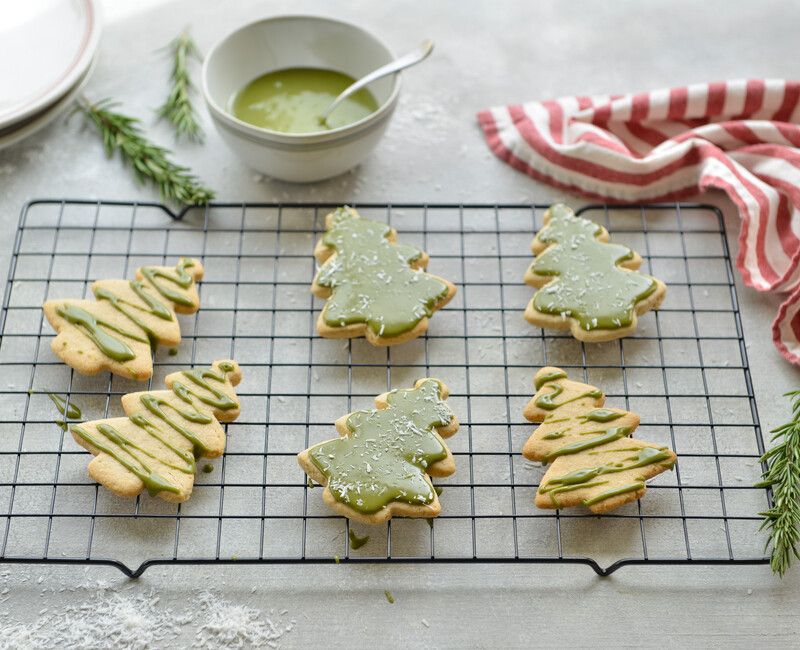 PALEO VEGAN CUT-OUT SUGAR COOKIES-MATCHA-MAPLE ICING-2