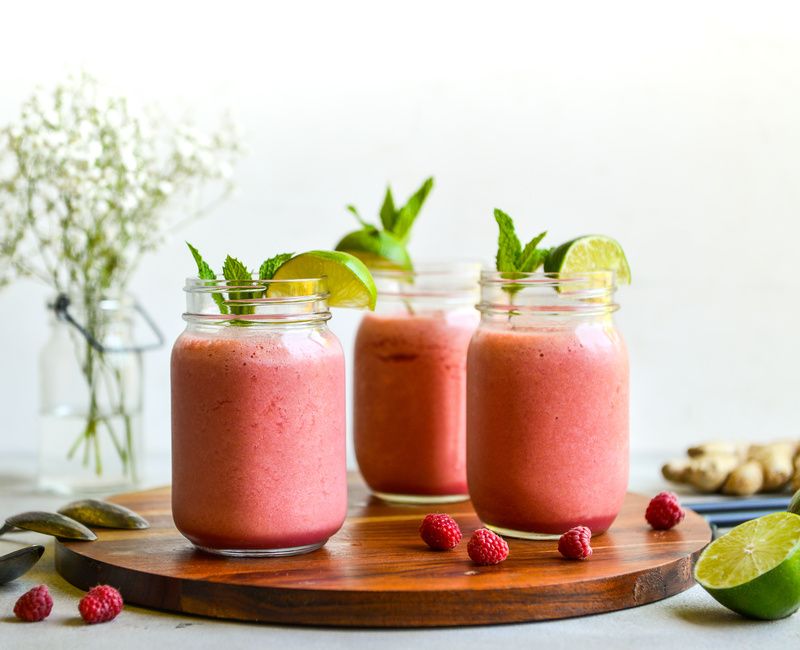 REFRESHING RASPBERRY-GINGER SMOOTHIE-1