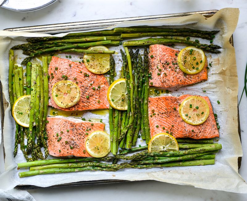 SHEET PAN SALMON AND ASPARAGUS-2