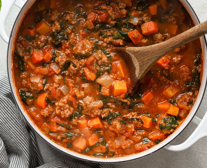 Spaghetti Sauce with Carrots and Kale-1