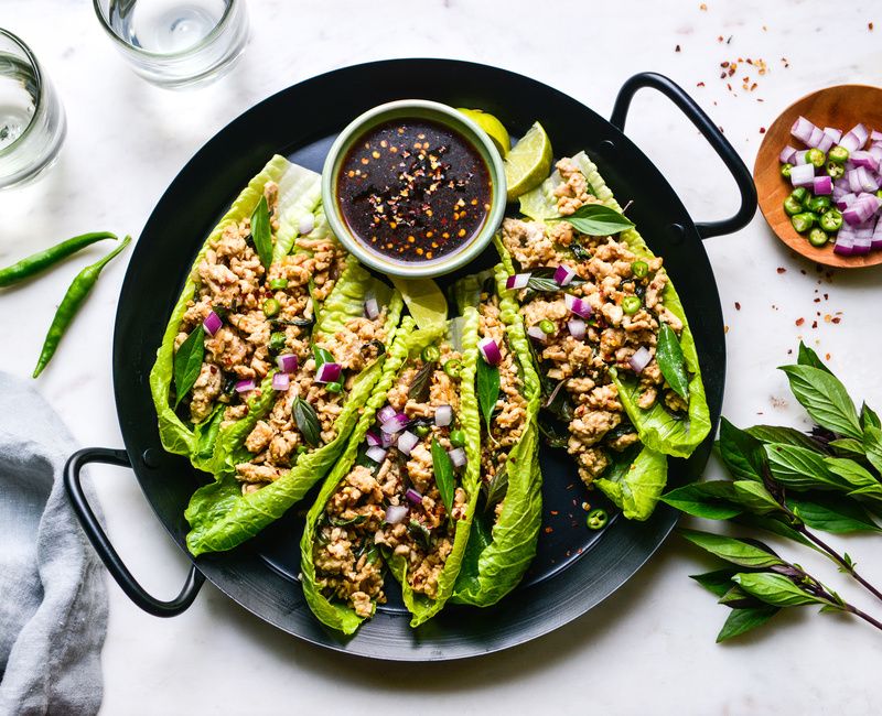 THAI CHICKEN LETTUCE WRAPS LARB GAI SOY-FREE SUGAR-FREE-1