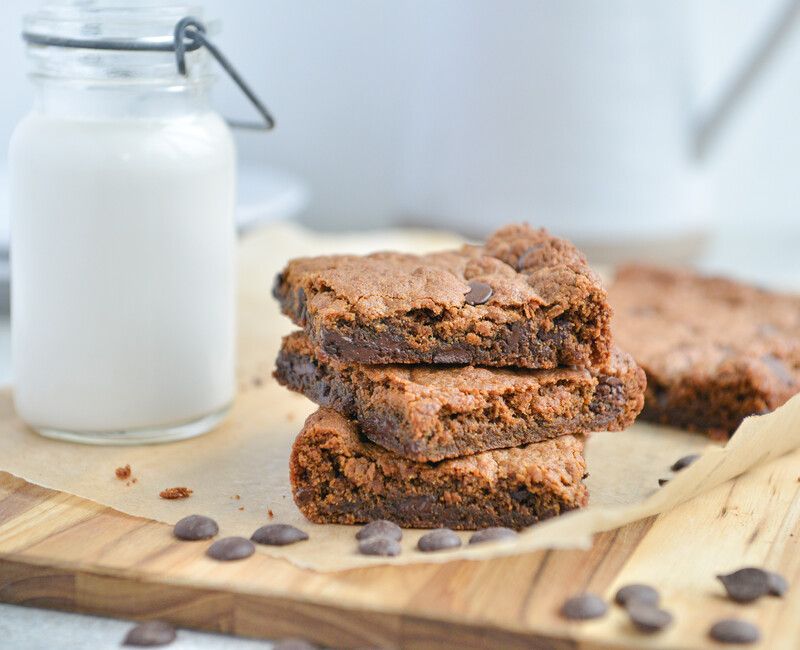 Almond Butter Chocolate Chip Cookie Bars