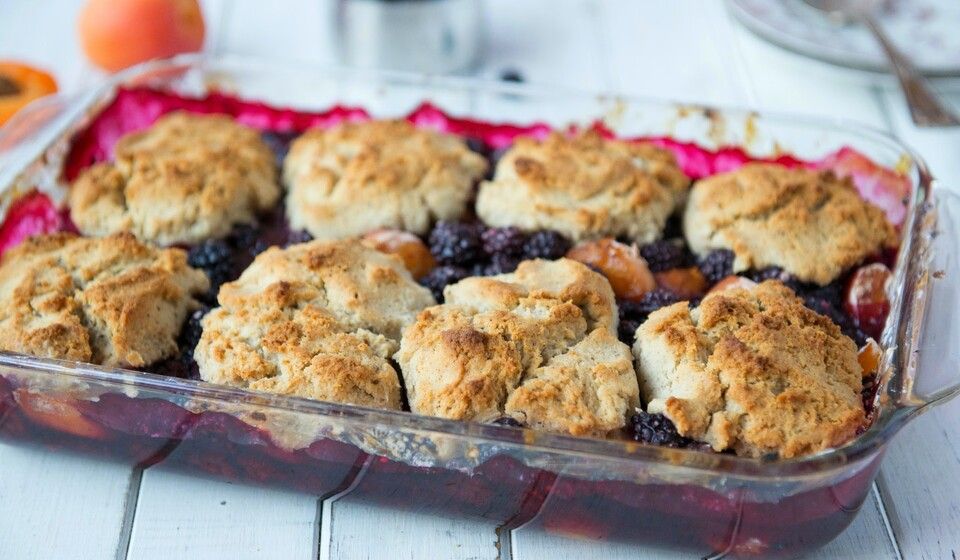 Blackberry-Apricot Cobbler (gluten-free, nut-free, vegan)