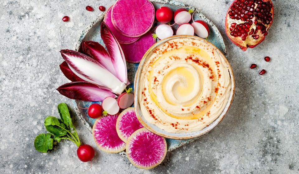 HUMMUS DETOX PLATTER CHICORY POMEGRANATE RADISH